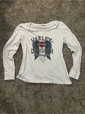 Harley-Davidson White Long Sleeve Graphic Tee with Blue & Red Logo